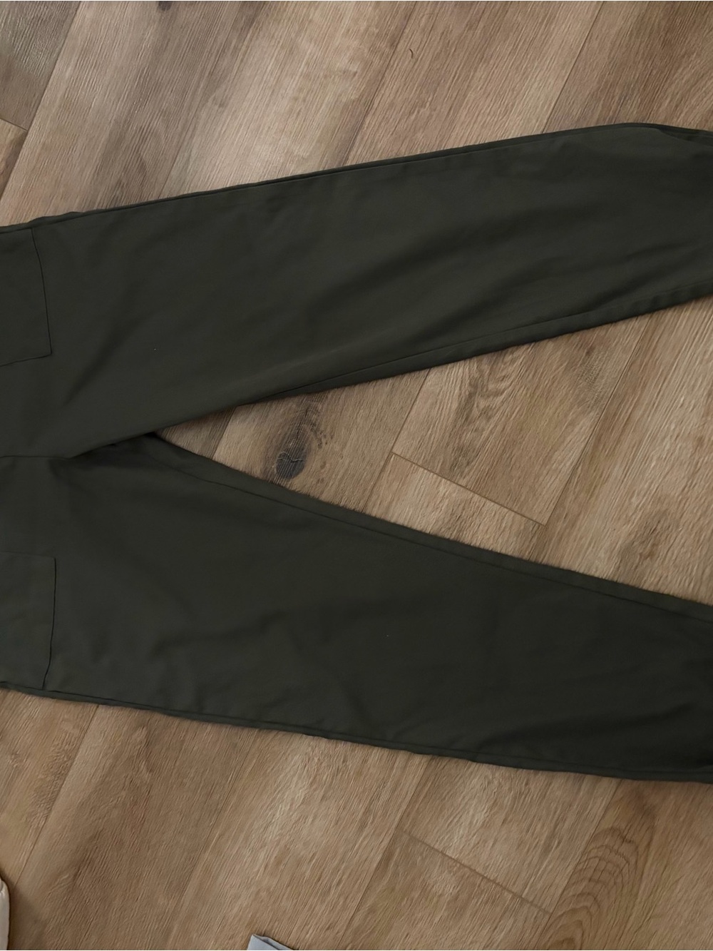 SHEIN Women's Olive Green Chino Pants